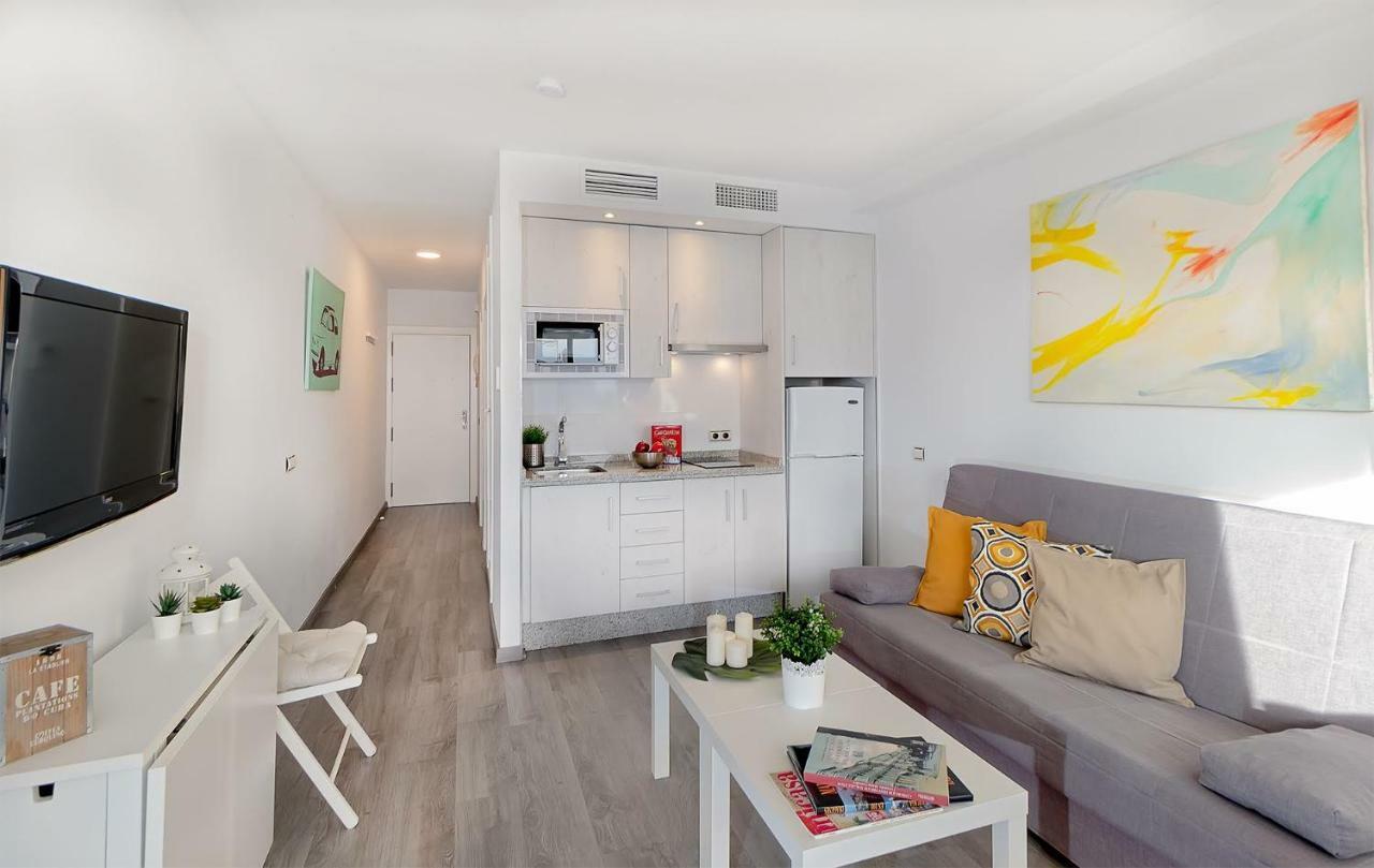 Apartamento Los Tres Soles Málaga Eksteriør bilde